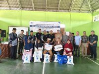 Ramadan Berkah, PT. Sapta SJA Salurkan Zakat Pada Warga Desa Penyangga