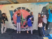 Siswa MTs 1 Mukomuko dan SMPIT Iqro Ipuh Juara O2SN Panjat Tebing Kabupaten Mukomuko